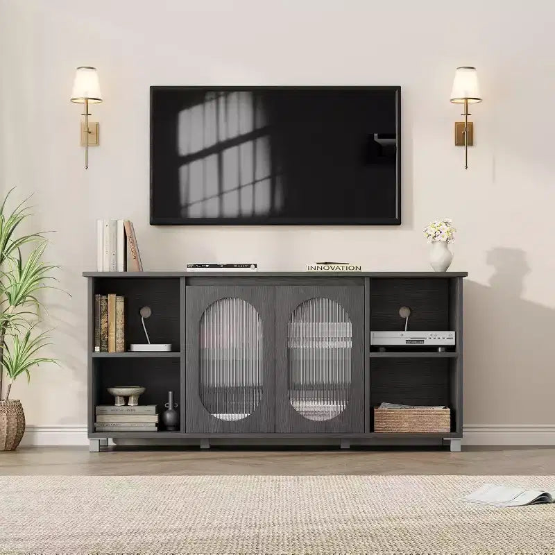 Mueble de TV rústico de 71 pulgadas, centro de entretenimiento moderno con puertas de gabinete de vidrio corrugado, mueble de TV abierto, consola multimedia, para sala de estar, dormitorio
