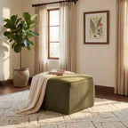Puf cuadrado decorativo tapizado moderno