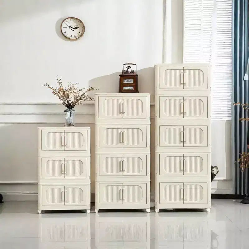 Armario de almacenamiento plegable de plástico de 5 niveles con puerta magnética y ruedas, color blanco crema, para sala de estar, 19.69 pulgadas