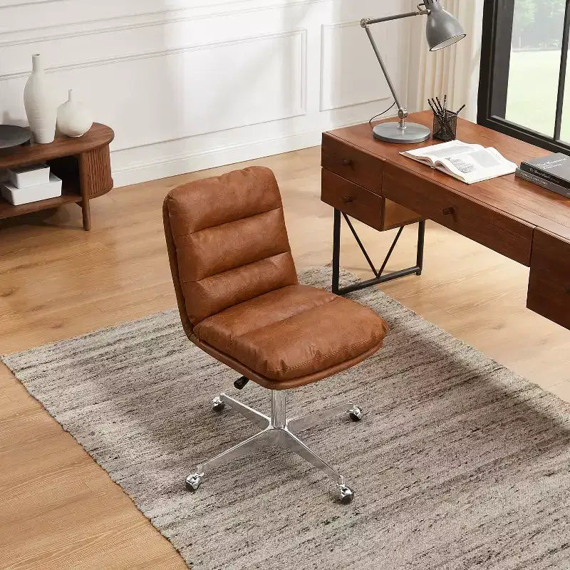 Sillón giratorio y regulable de oficina en casa de piel sintética
