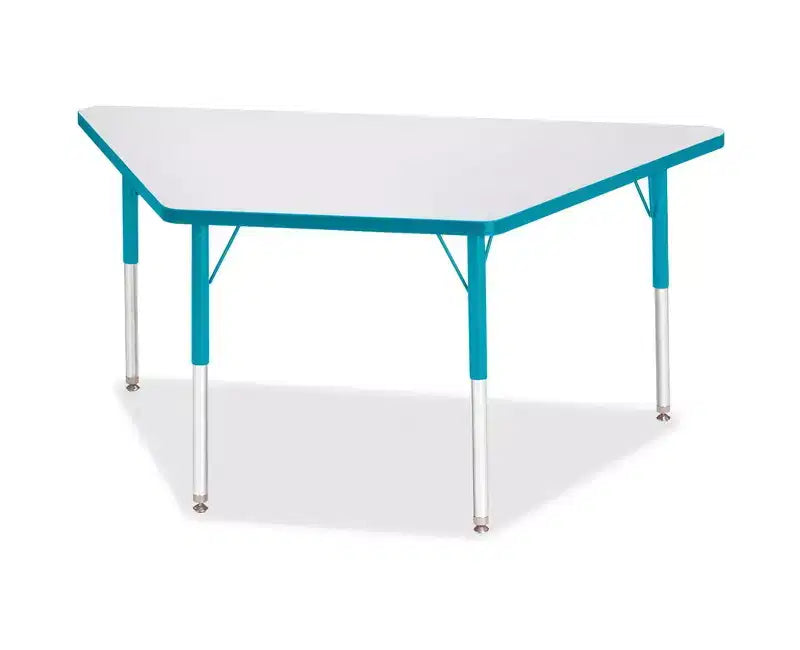 Mesa trapezoidal laminada gris para adultos de 30 x 60 pulgadas en azul