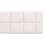 Cama tapizada en bouclé con costuras cuadradas contemporáneas